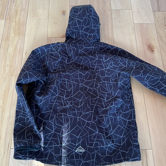 McKinley boys fall light jacket waterproof. Size large. - Picture 5 of 5